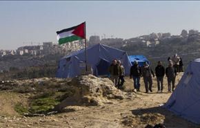 الاحتلال الإسرائيلي يفكك مخيم باب الكرامة
