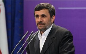 احمدي نجاد: طرح القضايا المذهبية من صنع الشيطان