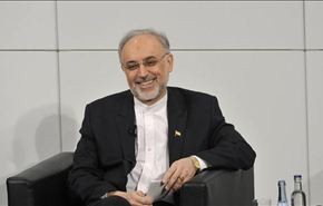 صالحي یعلن إلغاء التأشیرات للتجار المصریین