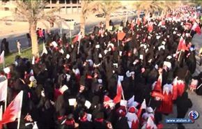 الآلاف يتظاهرون غربي المنامة