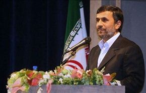 احمدي نجاد : لايمكن لاحد ان يملي شروطه على ايران