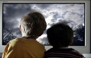 دراسة: التلفزيون قد يحسن سلوك الاطفال