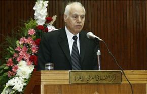 عقلة عرسان: سجن شاعر لقصيدة في قطر ظلم كبير