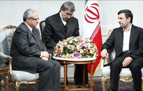 طهران تثق بقدرة الشعب المصري على حل مشاكله