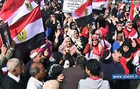تظاهرات في القاهرة تطالب بعودة العسكر للسلطة