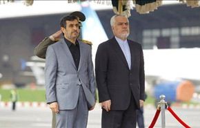 احمدي نجاد يتوجه لكراكاس لحضور تشييع تشافيز