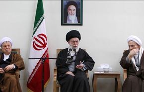 قائد الثورة:الغربيون اعترفوا بجزء صغير من حقوق ايران
