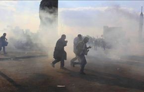 مقتل متظاهرَين بالقاهرة واشتباك قرب السفارة الاميركية