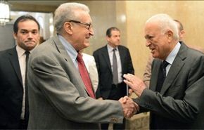 العربي والإبراهيمي يبحثان آخر تطورات الأزمه السورية