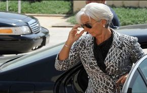شرطة فرنسا تفتش منزل مديرة صندوق النقد الدولي