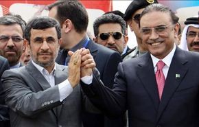 ايران وباكستان تؤكدان ضرورة تعزيز التعاون بينهما