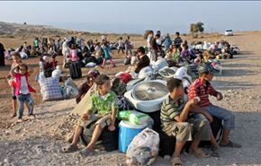 تركيا ترحل مئات اللاجئين السوريين قسراً وتوقع المزيد
