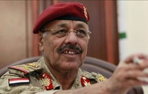 محلل يمني يستبعد مجيء الاحمر للرئاسة