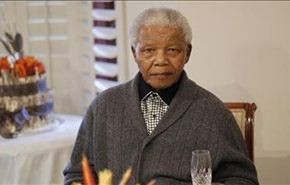 جنوب افريقيا: صحة مانديلا في تحسن مستمر