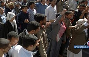 تظاهرات مستمرة في اليمن تطالب بمحاكمة الفاسدين