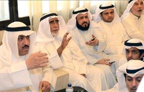 کویتی ها مقابل منزل نماینده زندانی تجمع کردند