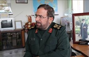 قائد عسكري: سندافع عن ايران والثورة بقوة وحزم
