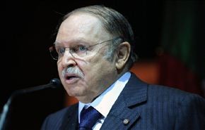 الرئيس بوتفليقة يطمئن الجزائريين على صحته