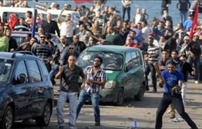 اشتباكات بين الامن ومعارضين لمرسي في القاهرة