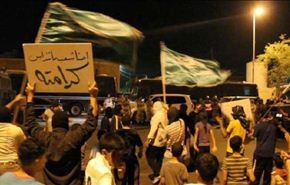 مسيرة بالقطيف تندد بسياسات النظام السعودي