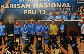 الائتلاف الحاكم في ماليزيا يفوز بالانتخابات التشريعية