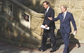 بوتين يبحث مع كاميرون خيارات ممكنة لحل ازمة سوريا