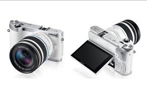 سامسونج SAMSUNG تطلق كاميرا NX300 المبتكرة مع العدسة الأولى من نوعها بالعالم