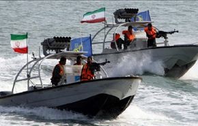 مناورات شاملة للحرس الثوري دفاعا عن الجزر الايرانية