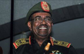 السودان: البشير يحذر من تهريب السلاح الليبي