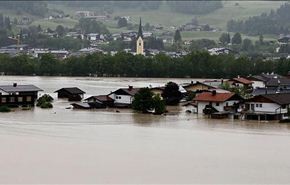10 قتلى واخلاء الاف المنازل اثر فيضانات في اوروبا