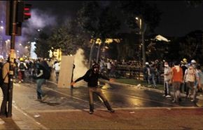 ليلة في تقسيم : الشرطة والمحتجون بين كر وفر