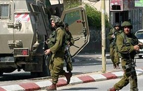 الإحتلال يعتقل شابين فلسطينيين ويداهم منازل بجنين