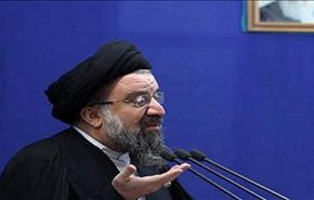 إمام جمعة طهران : اداء مرسي ساعد في عزله