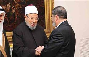 عزل مرسي يكشف أول خلاف علني بين القرضاوي والدوحة