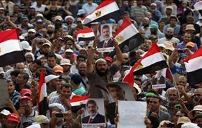 مصر... الإخوان يواصلون الاعتصام ويدعون الى التظاهر