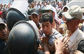 الآلاف من انصار مرسي يتظاهرون في 20 محافظة