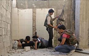 مسلحو القاعدة يطلقون مختطفين سوريين مقابل قائدهم