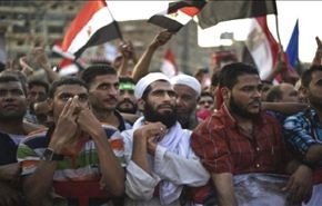 متظاهرو التحرير يطالبون بطرد السفيرة الأمريكية