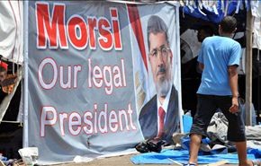 القضاء المصري يطلب حبس محمد مرسي 15 يوماً