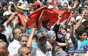 تشييع جثمان البراهمي ودعوات لاسقاط الحكومة بتونس