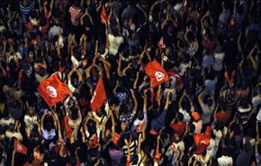 المعارضة التونسية تصر على مواصلة الاعتصام