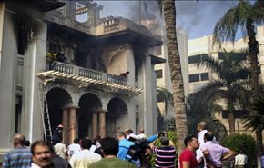 إحراق مبنى محافظة الجيزة وتظاهر أنصار مرسي اليوم