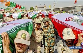 ايران تستقبل رفات العشرات من شهداء الحرب المفروضة