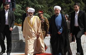 روحاني يستقبل السلطان قابوس في طهران