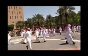 بالفيديو.. اشتباك بين قبيلتين وإطلاق نار في السعودية