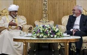 ظريف ودهقان يبحثان مع سلطان عمان العلاقات الثنائية