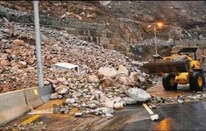 7 قتلى بانهيارات صخرية جراء سيول غرب اليمن