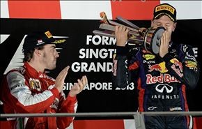 فيتل يحقق فوزه الثالث على التوالي في 