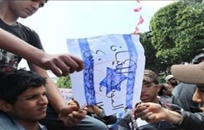 جلوگیری پلیس تونس از آتش زدن پرچم "اسرائیل"