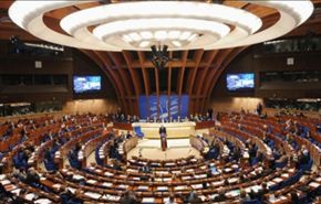 برلمان أوروبا يدعو إلى تسوية الأزمة السورية سلميا
